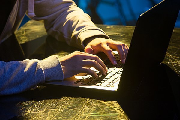 anonymous website tracker